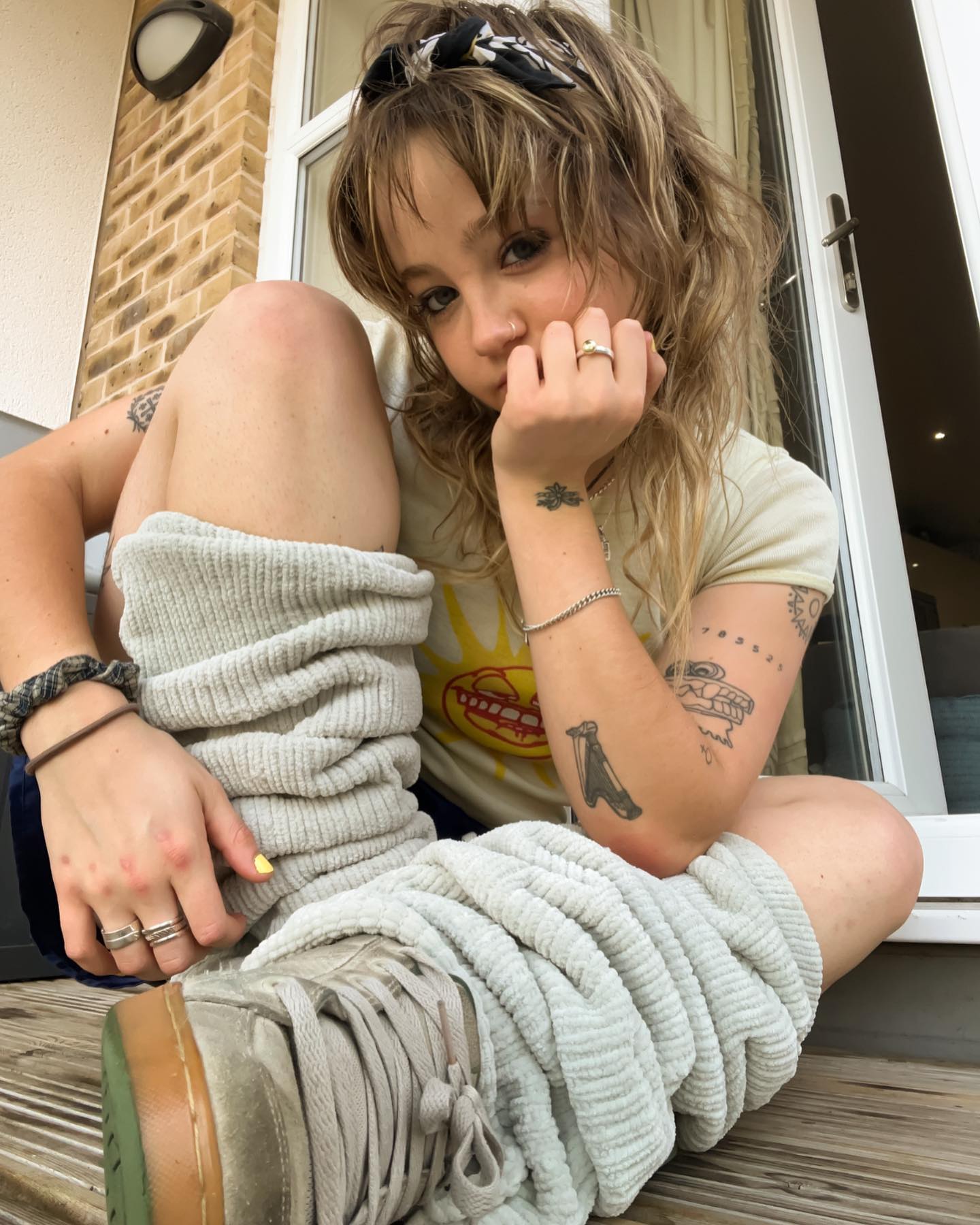 _femalien instagram image archive image