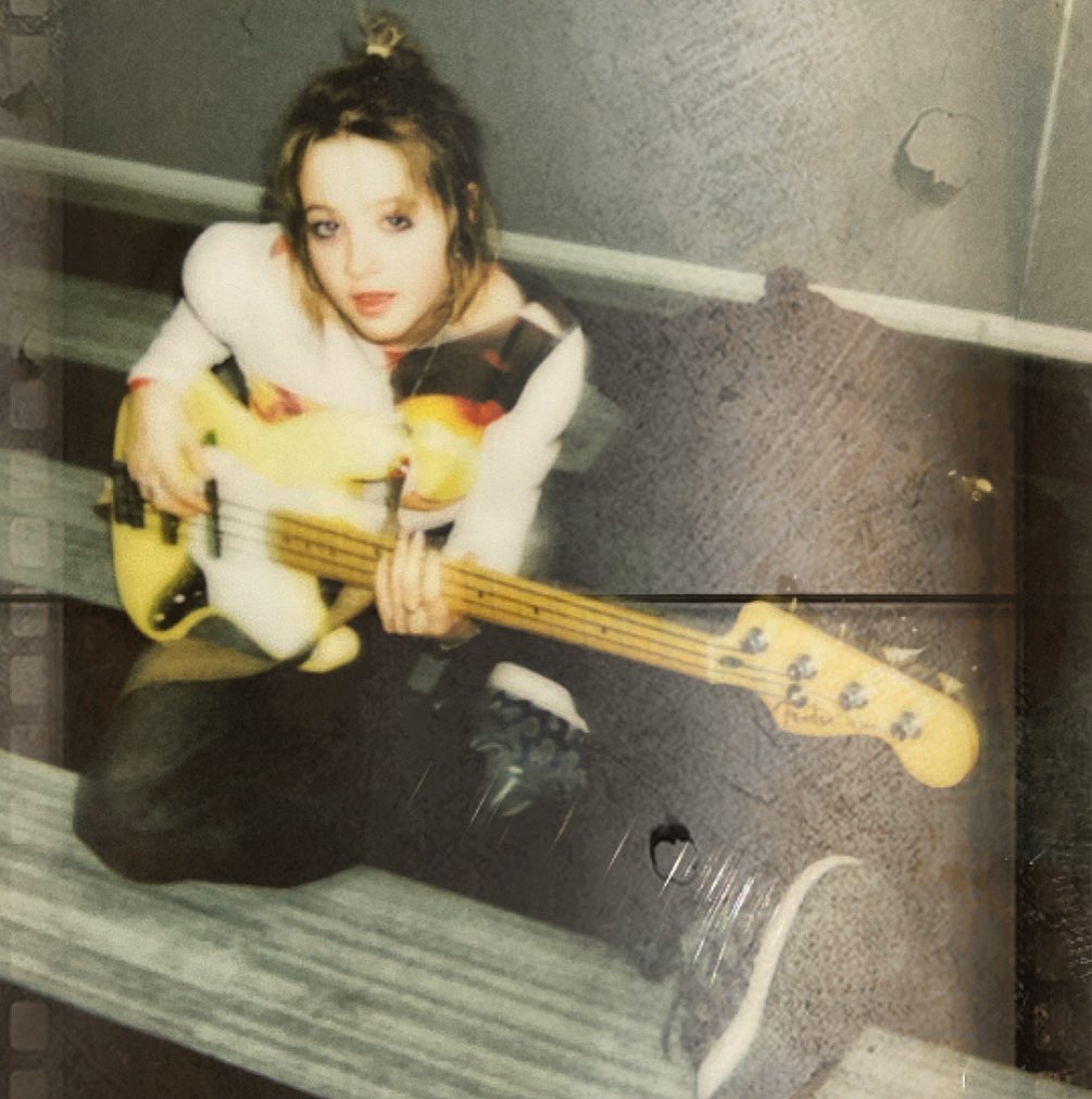 _femalien instagram image archive image