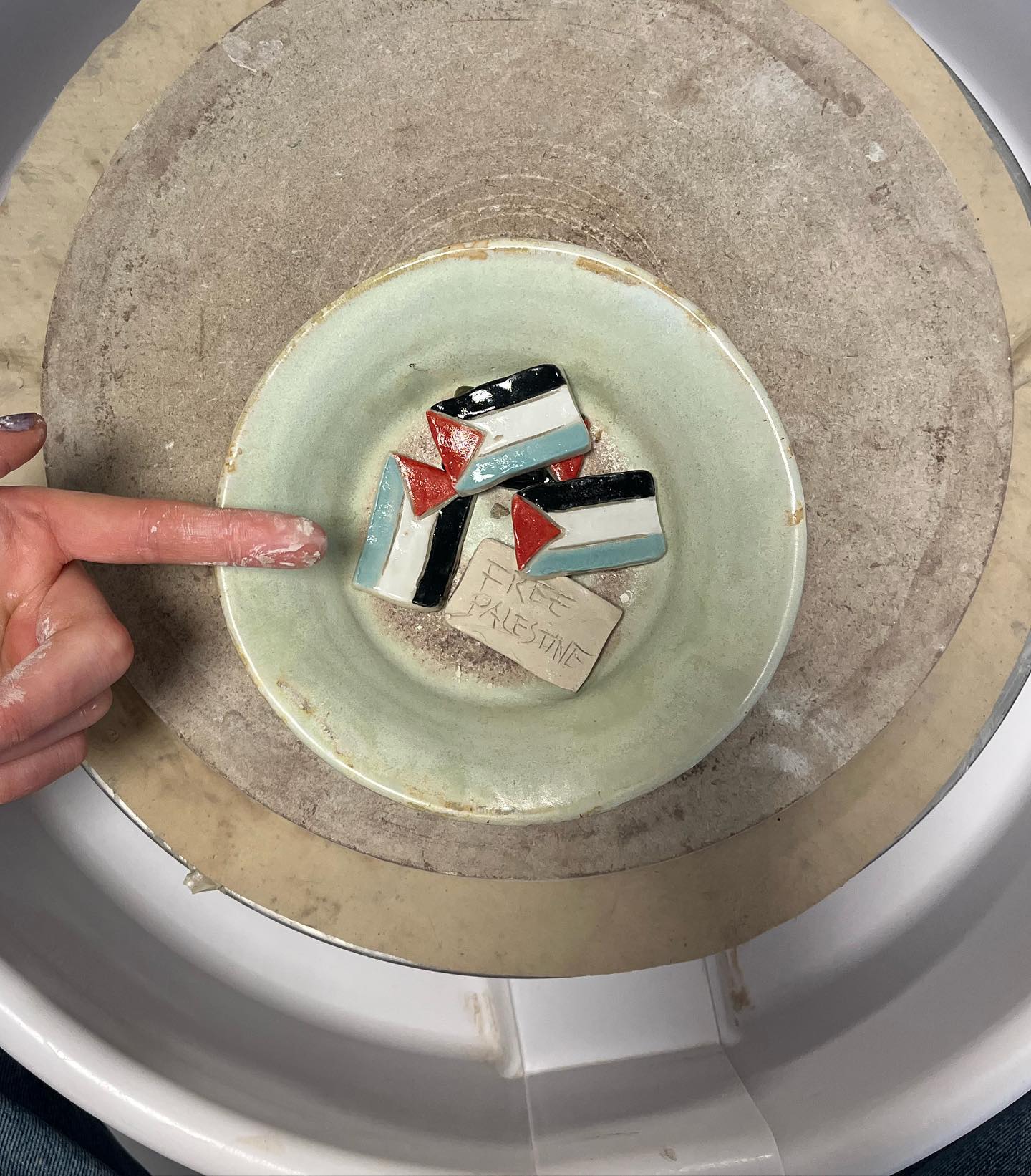 _femalien instagram image archive image