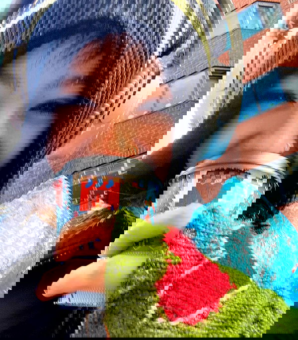 _femalien image ~ Altpins