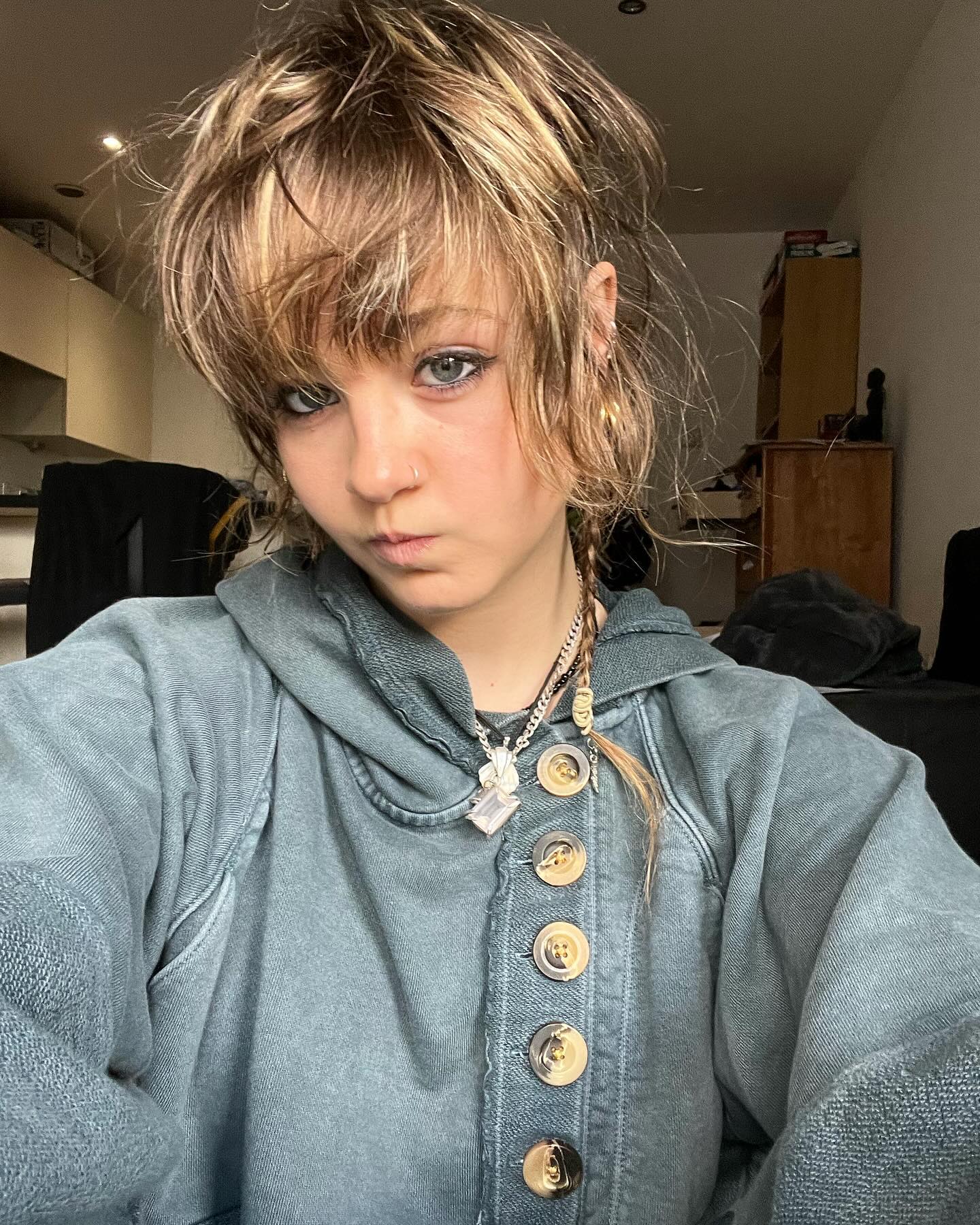 _femalien instagram image archive image