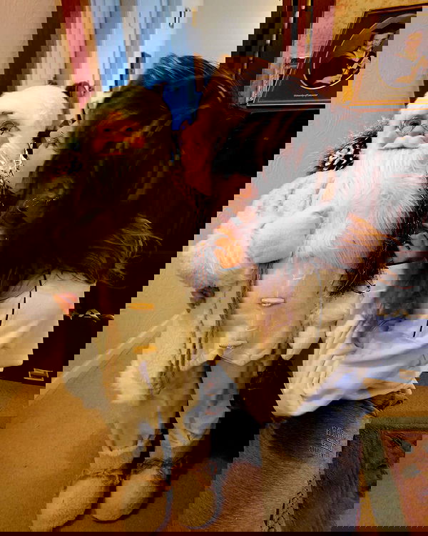 _femalien image ~ Altpins