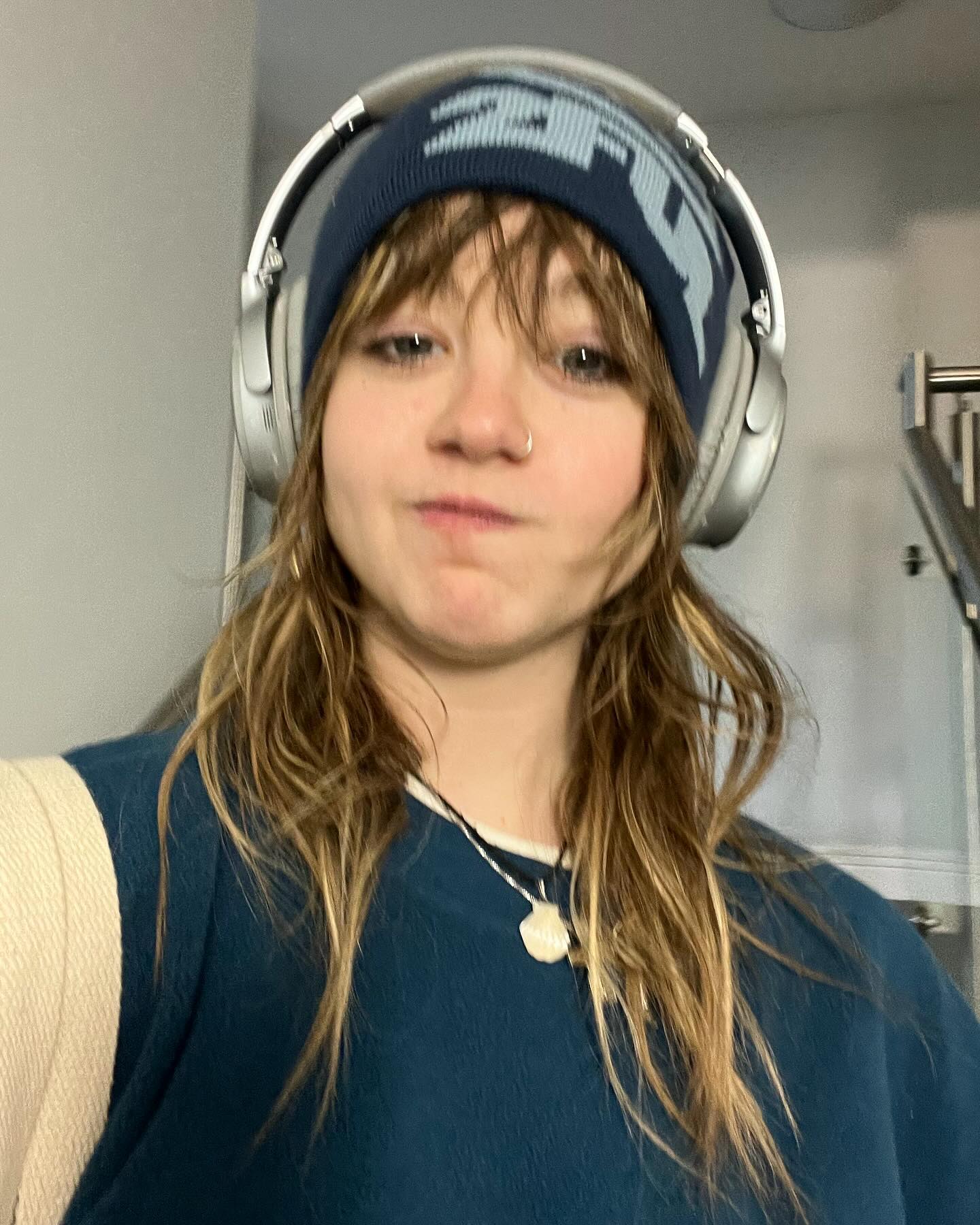 _femalien instagram image archive image