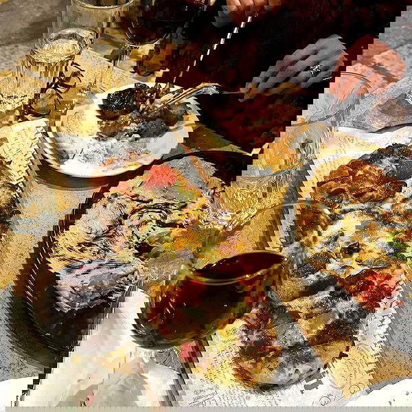 _femalien image ~ Altpins