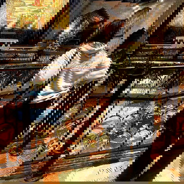 _femalien image ~ Altpins