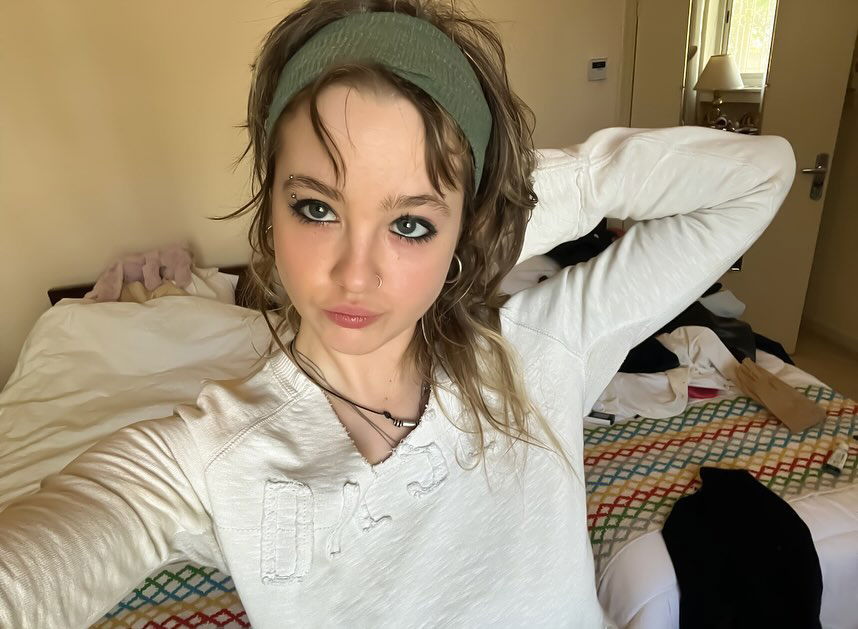 _femalien instagram image archive image