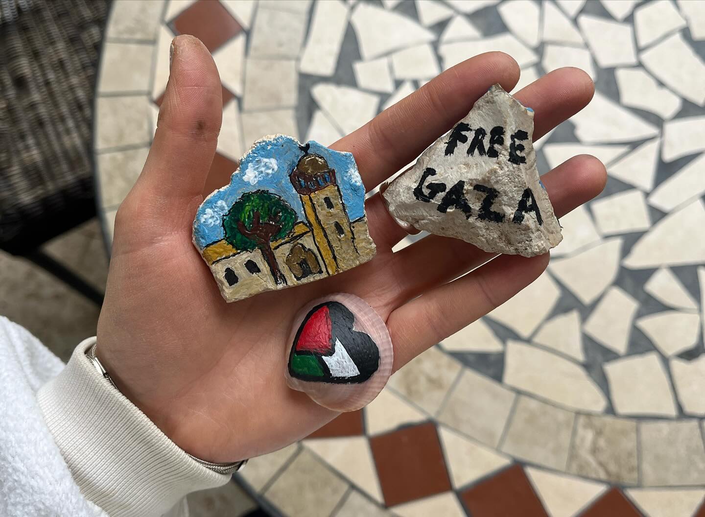 _femalien instagram image archive image