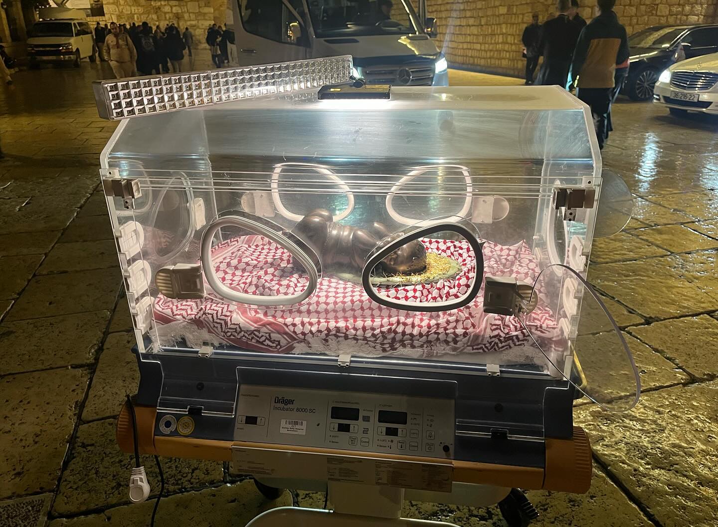 _femalien instagram image archive image