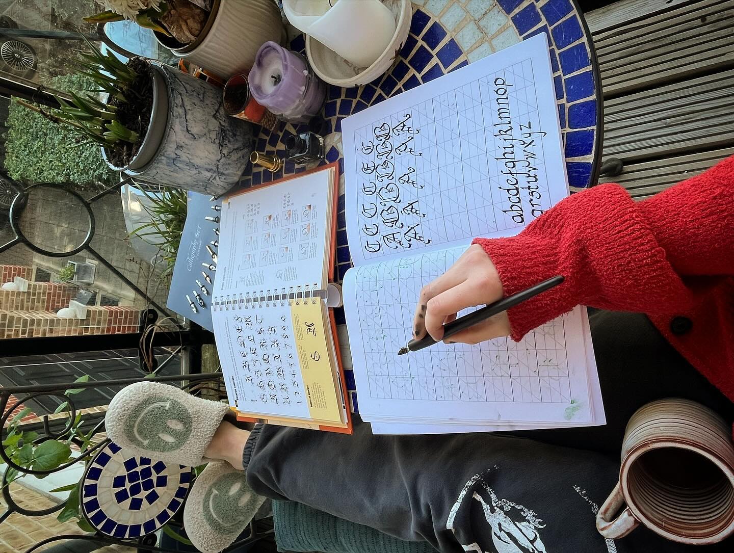 _femalien instagram image archive image