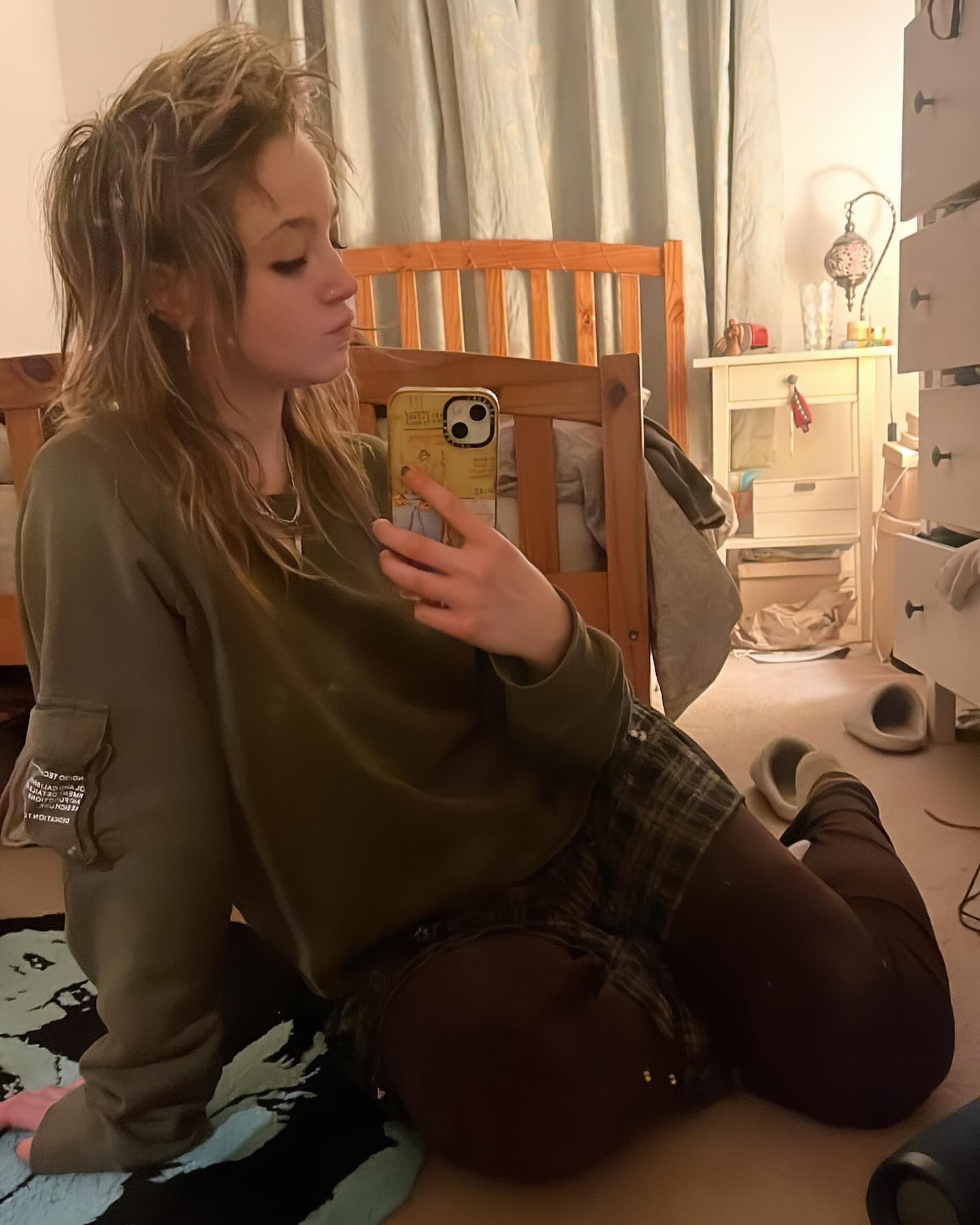 _femalien instagram image archive image