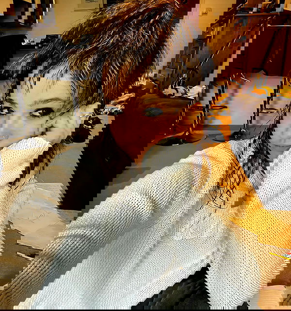 _femalien image ~ Altpins