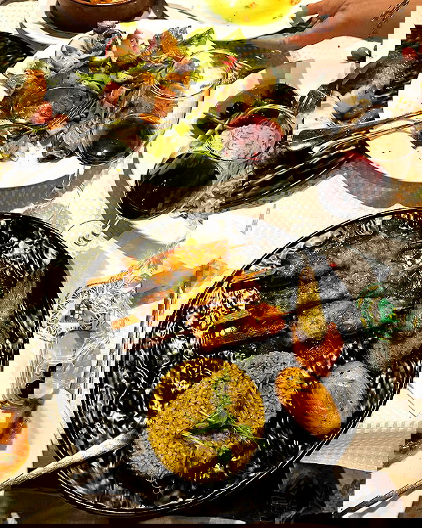 _femalien image ~ Altpins