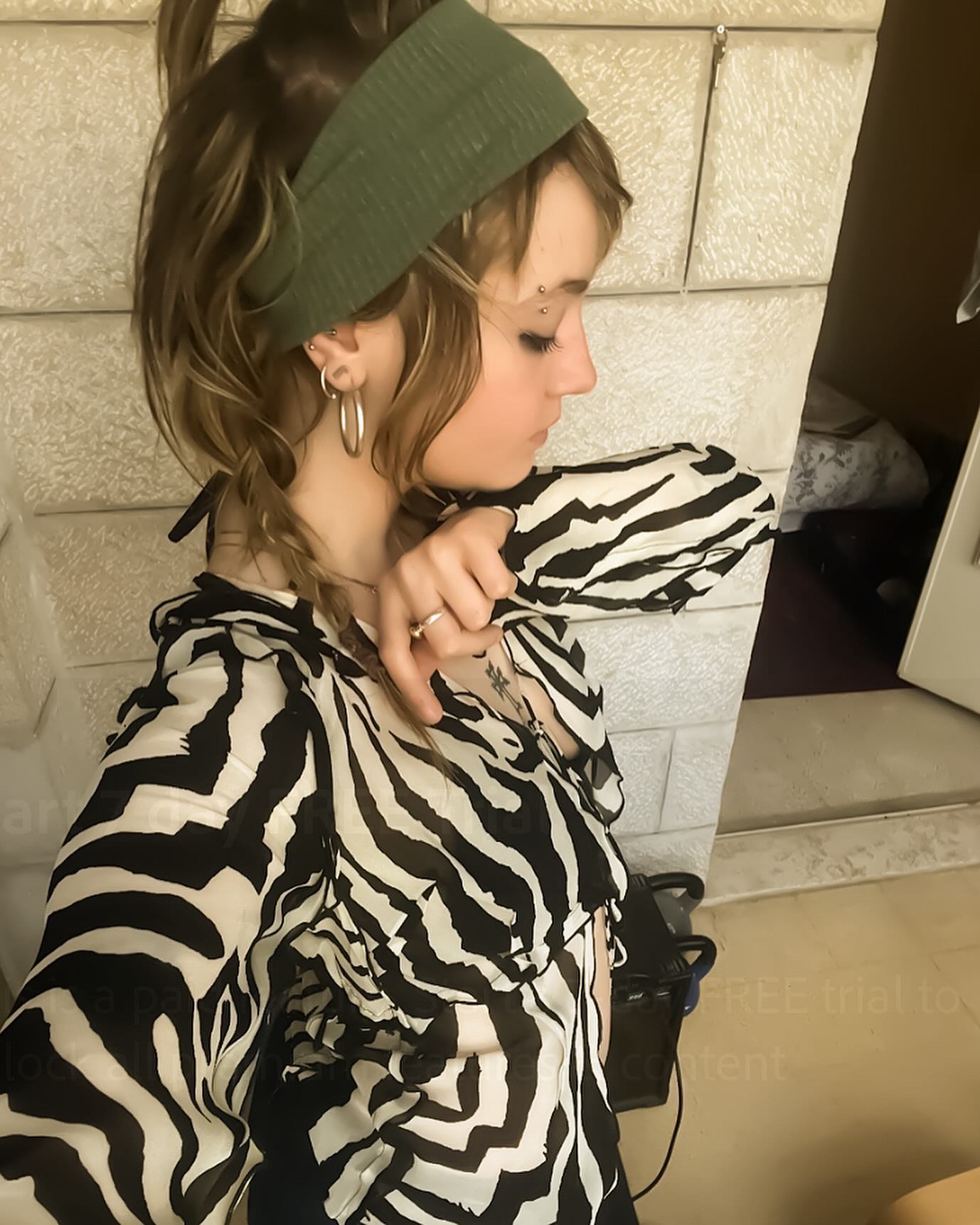 _femalien instagram image archive image