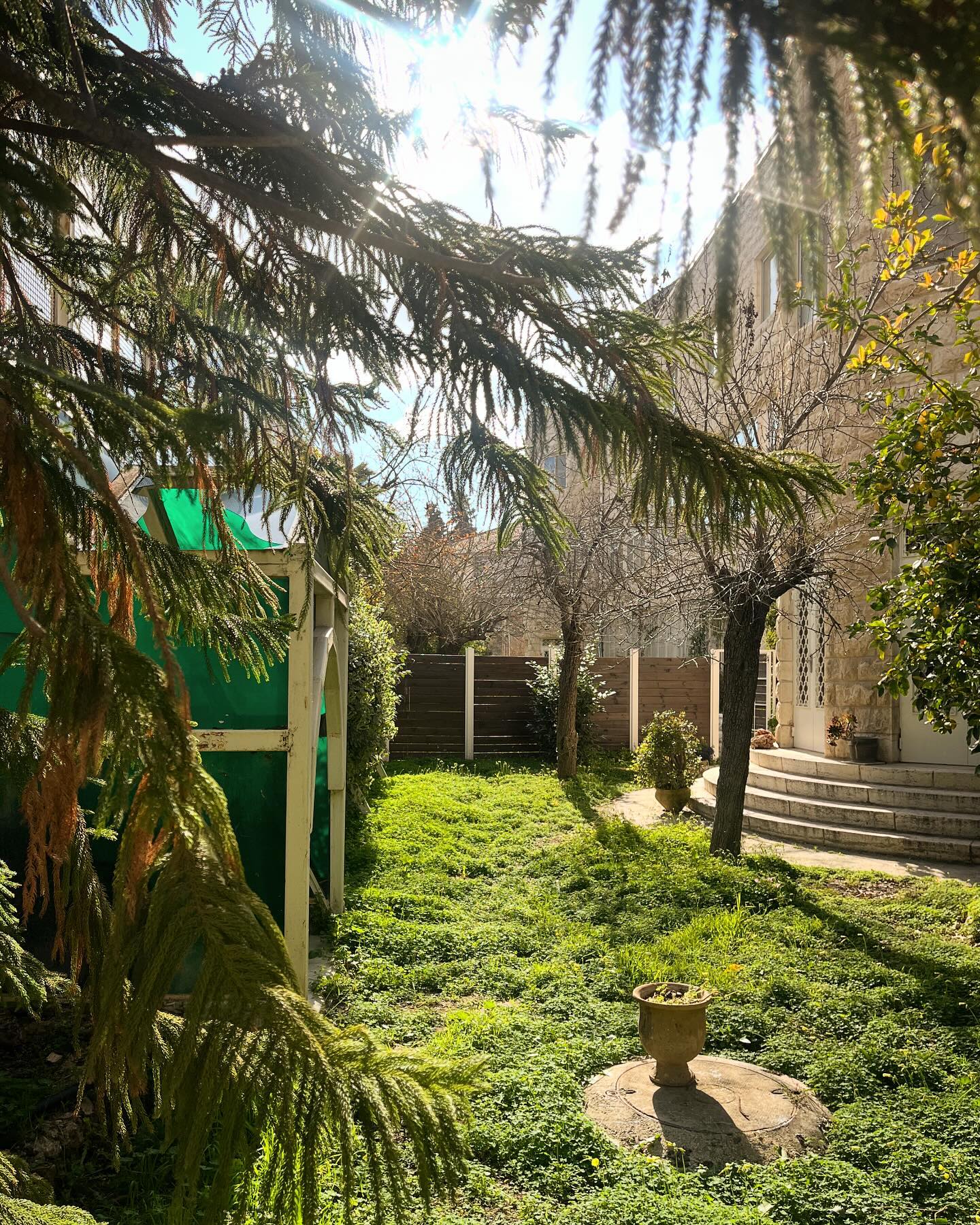 _femalien instagram image archive image