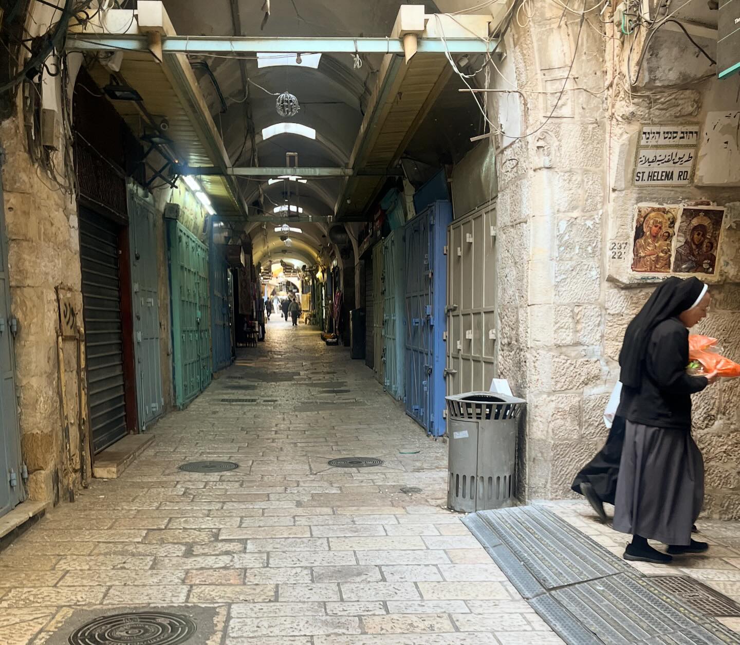 _femalien instagram image archive image