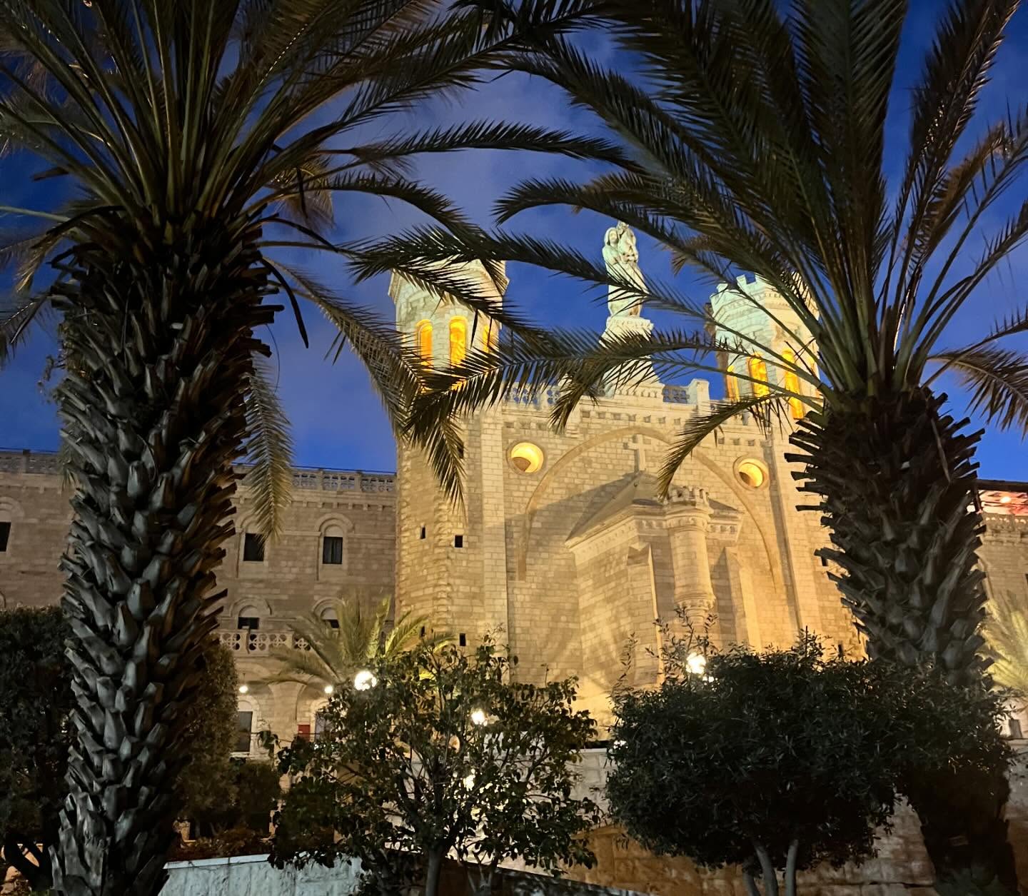 _femalien instagram image archive image