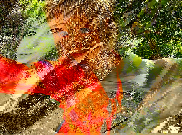 _femalien image ~ Altpins