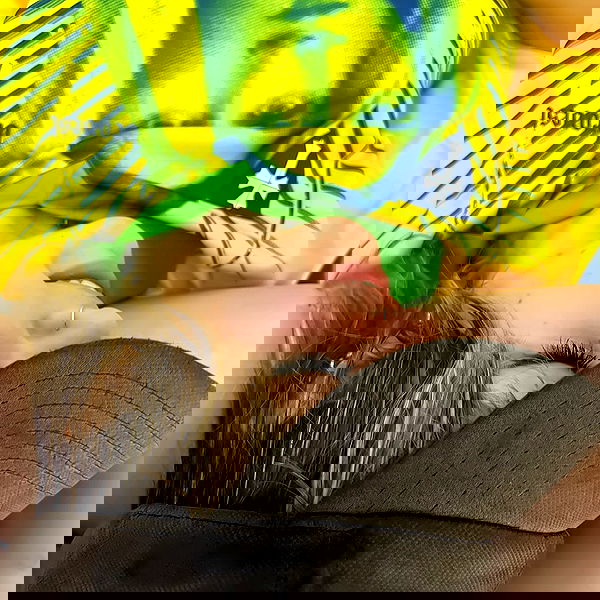 _femalien image ~ Altpins