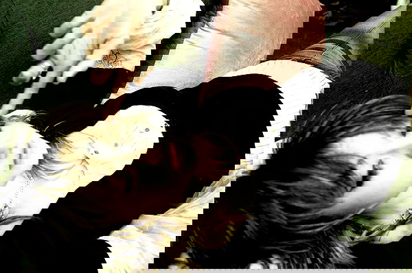 _femalien image ~ Altpins