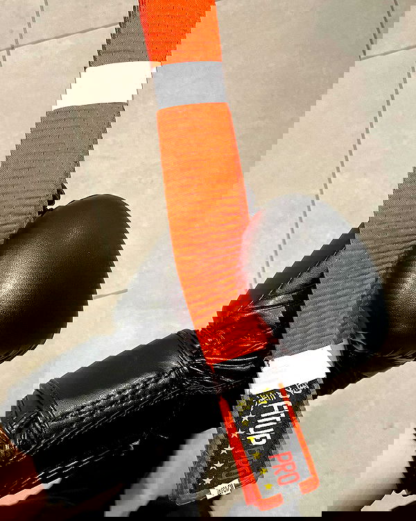 _femalien image ~ Altpins