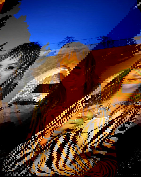 _femalien image ~ Altpins