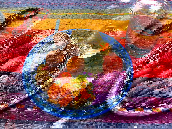 _femalien image ~ Altpins