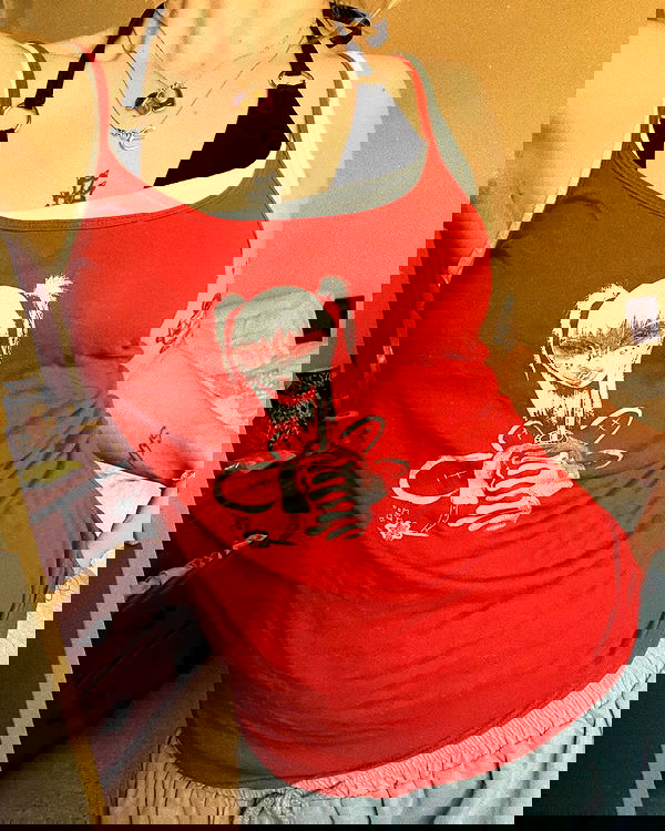 _femalien image ~ Altpins