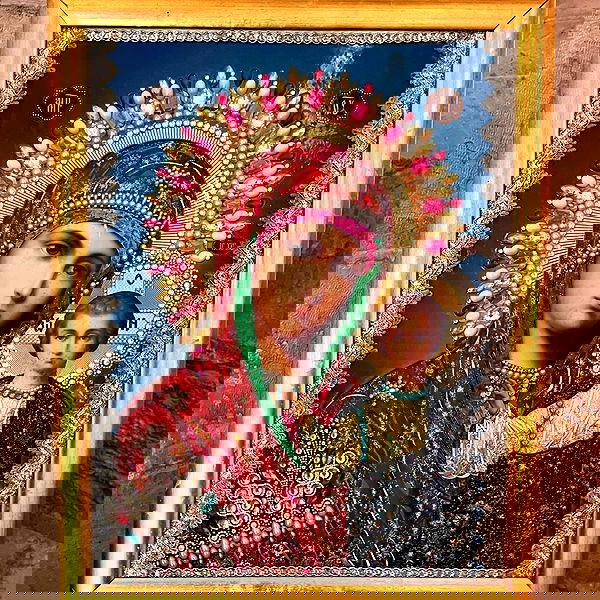 _femalien image ~ Altpins