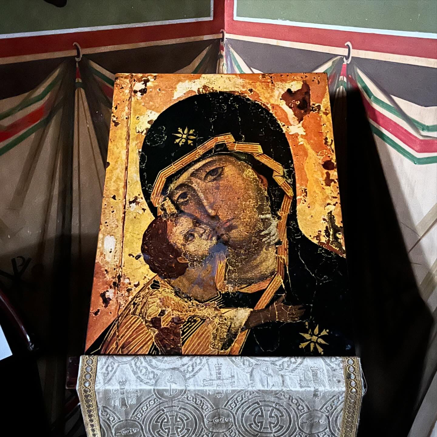 _femalien instagram image archive image