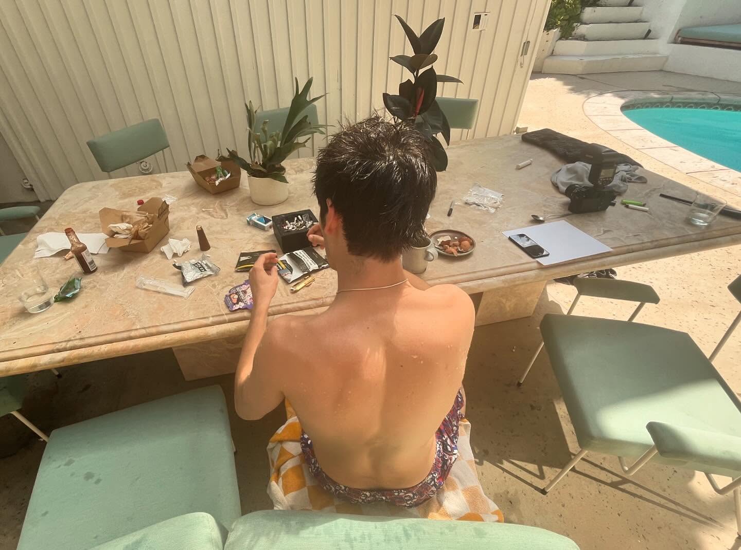 _femalien instagram image archive image