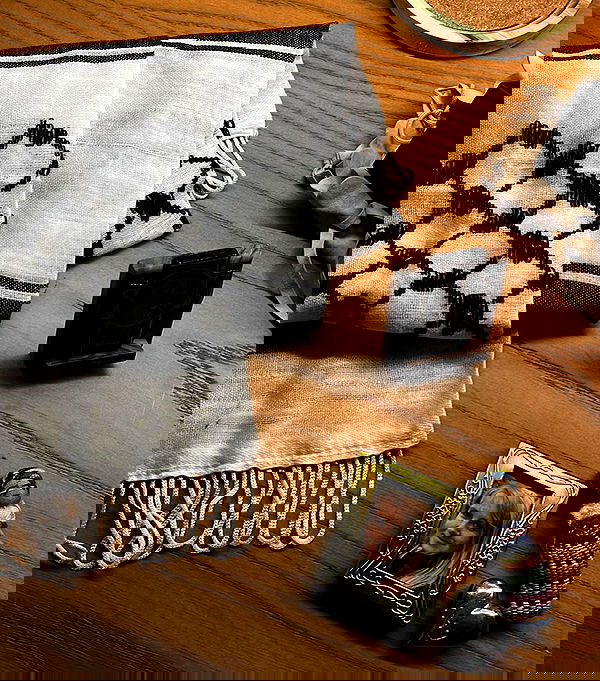 _femalien image ~ Altpins