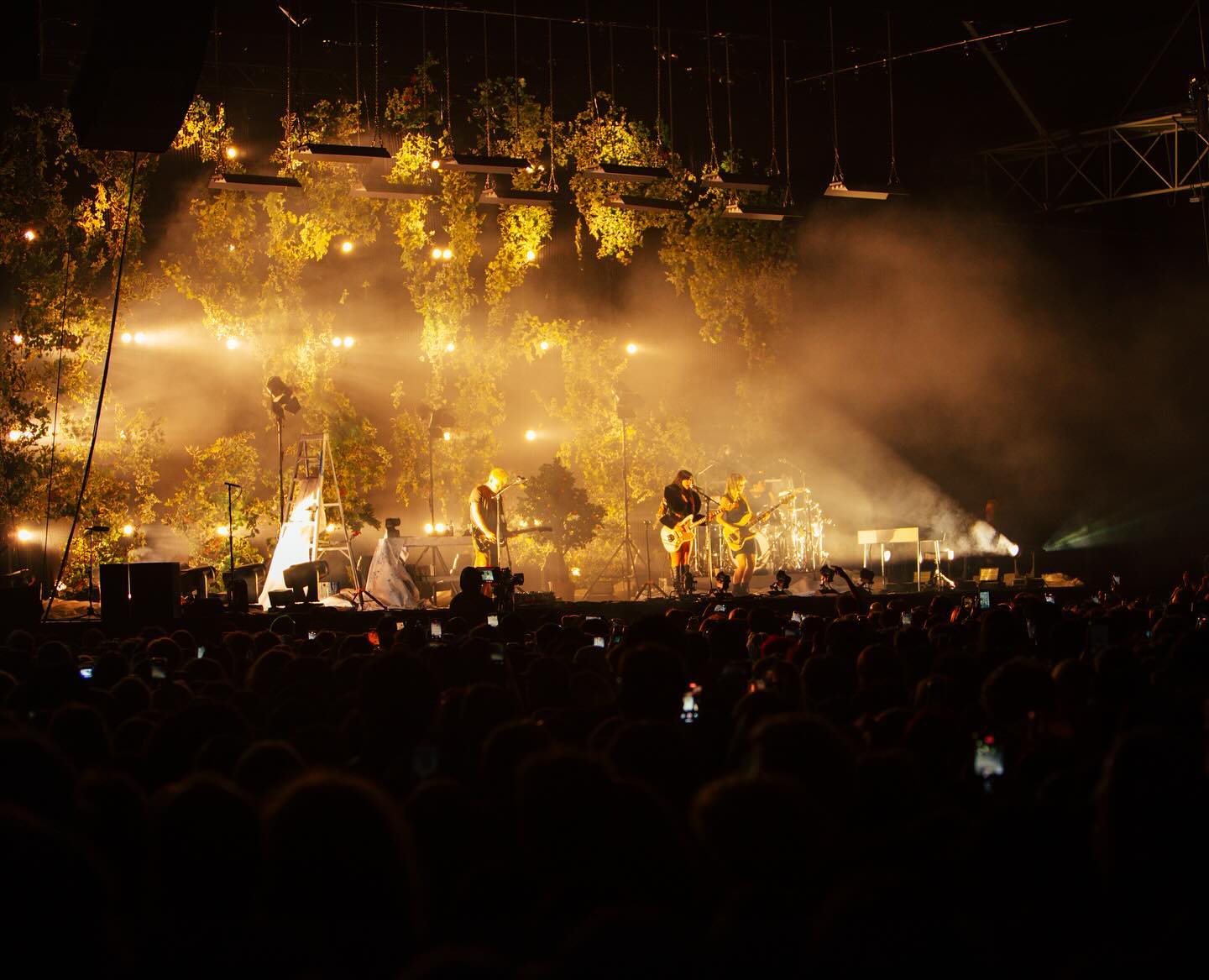 _femalien instagram image archive image