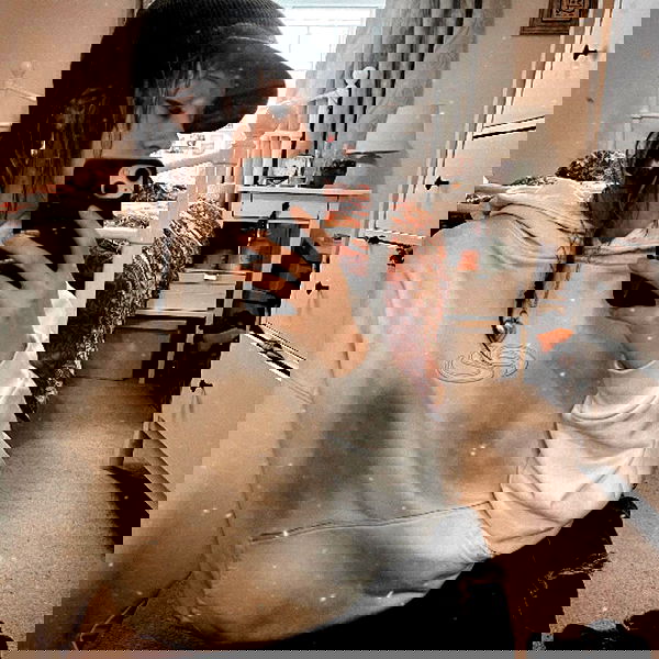 _femalien image ~ Altpins