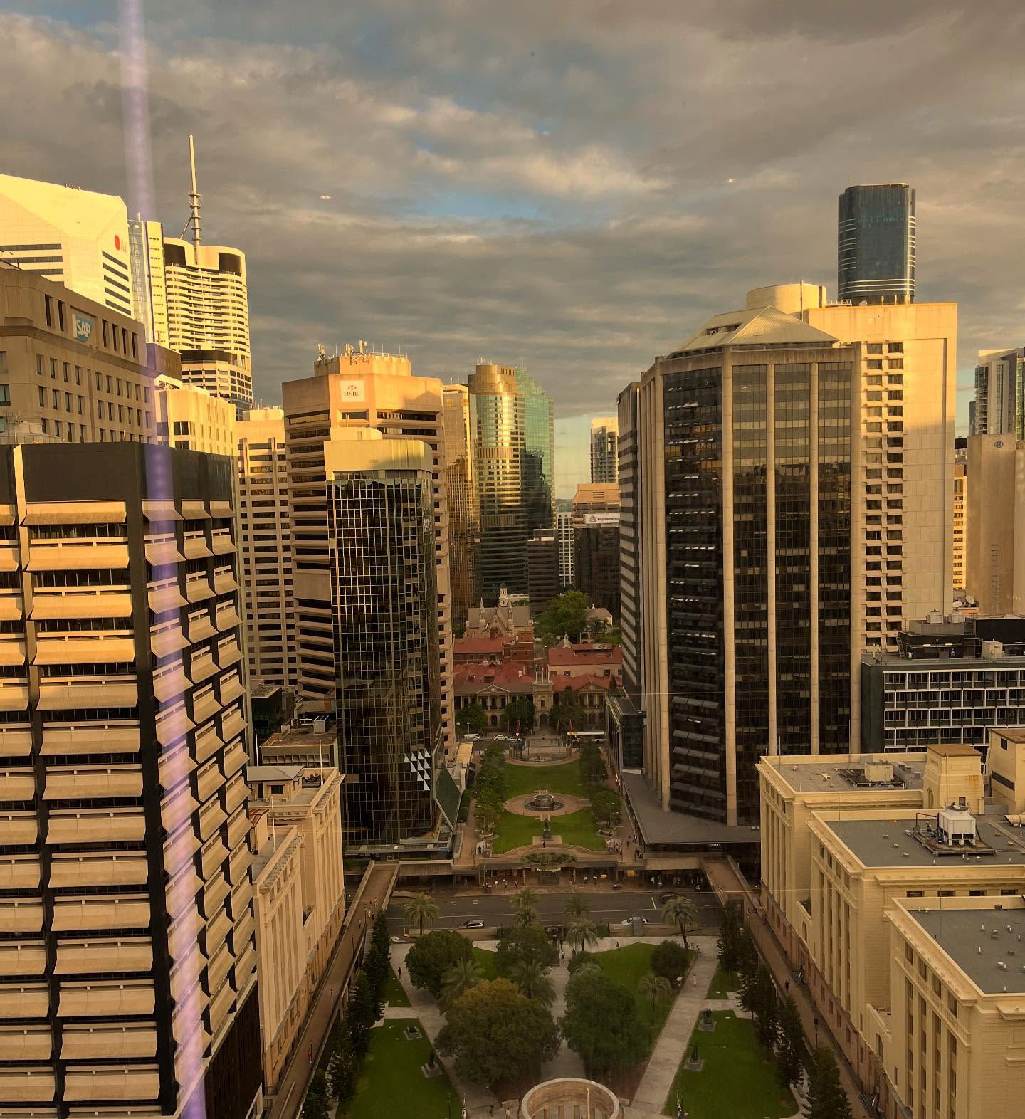 _femalien instagram image archive image