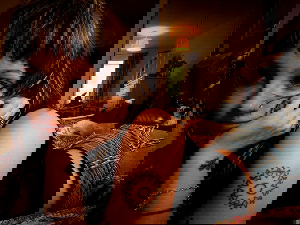 _femalien image ~ Altpins