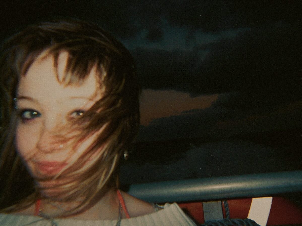 _femalien instagram image archive image