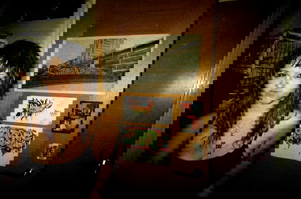 _femalien image ~ Altpins