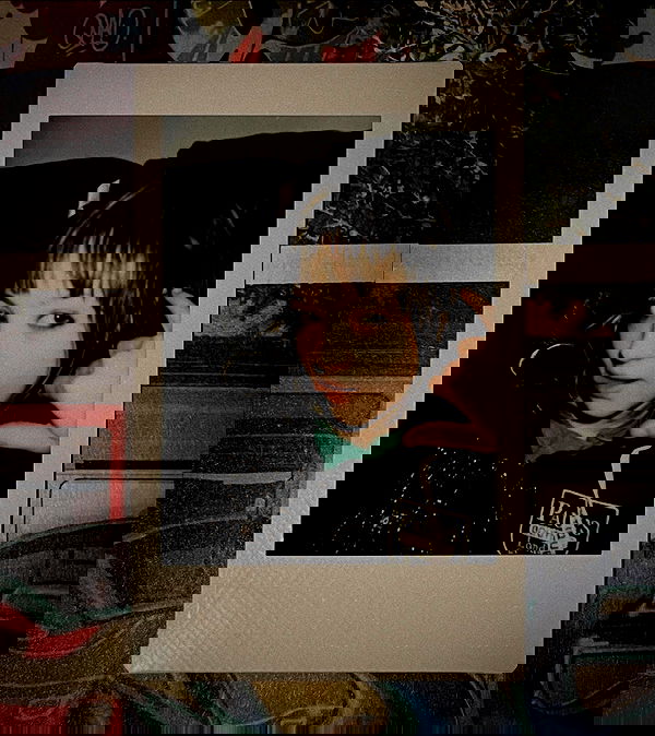 _femalien image ~ Altpins