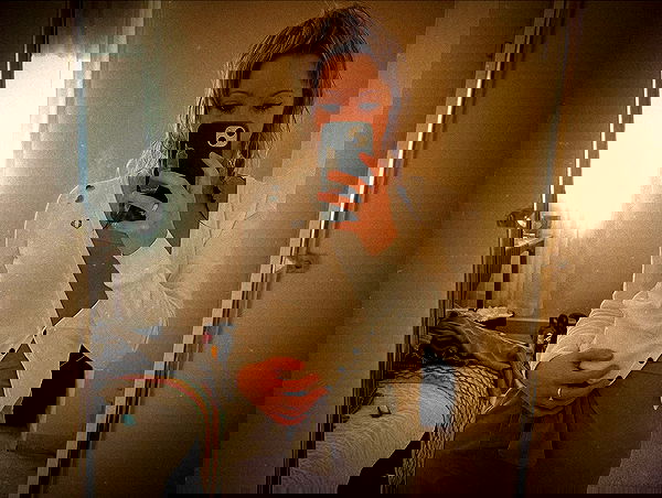 _femalien image ~ Altpins