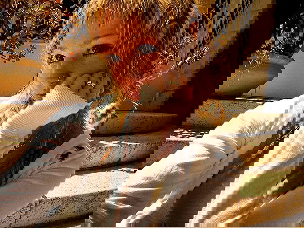 _femalien image ~ Altpins