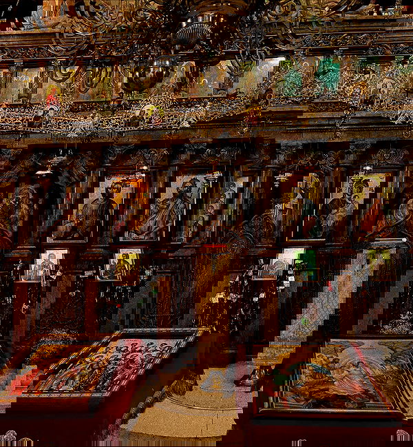 _femalien image ~ Altpins