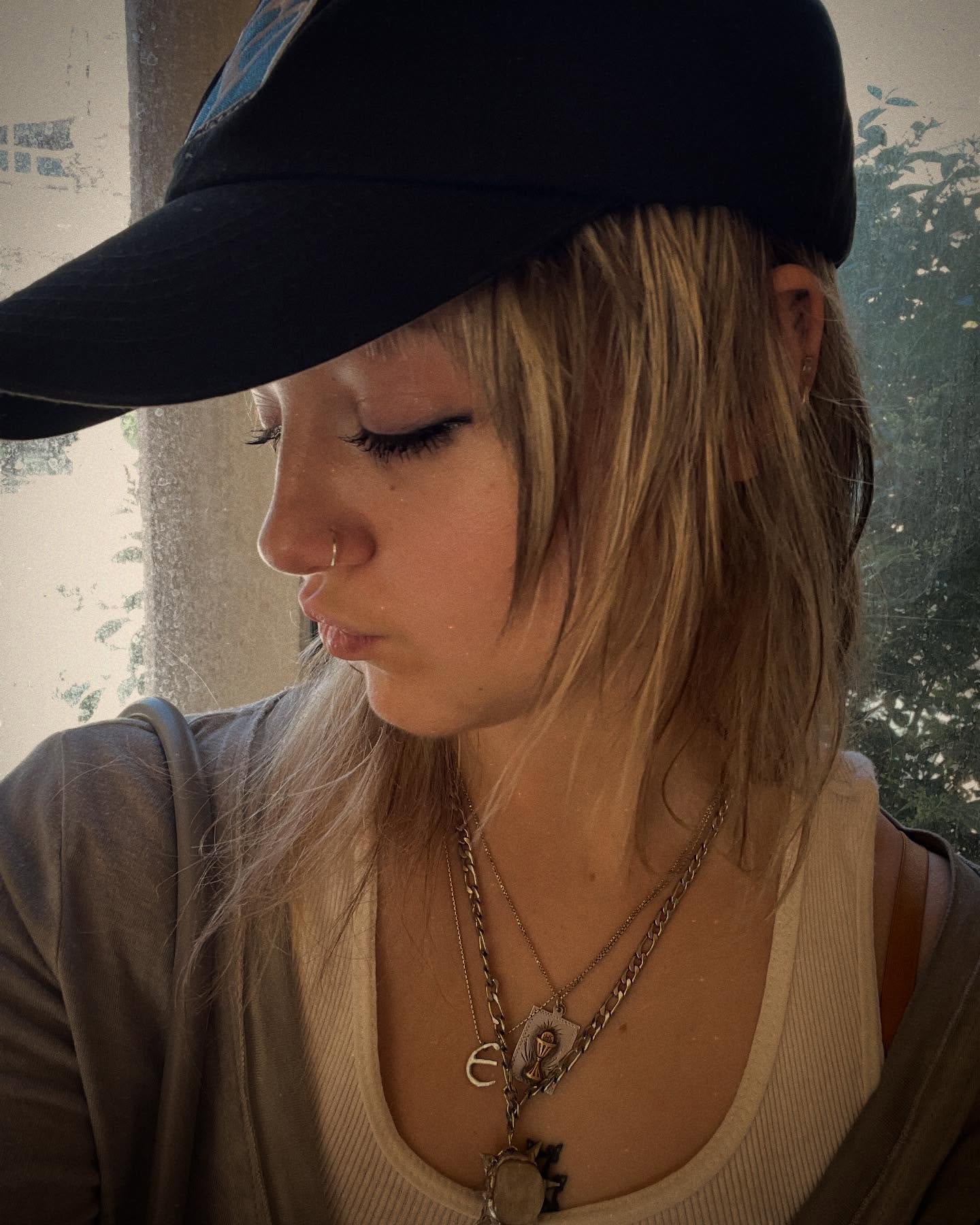 _femalien instagram image archive image