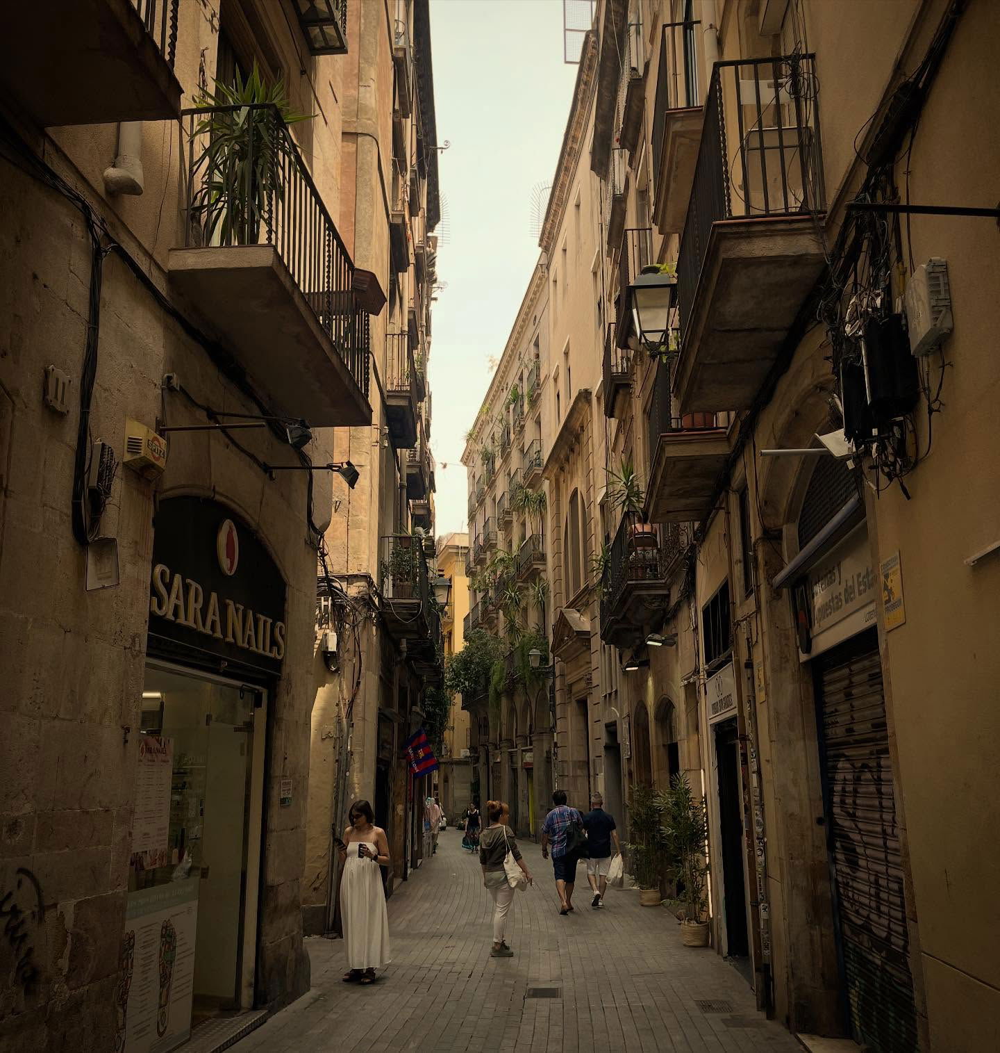 _femalien instagram image archive image