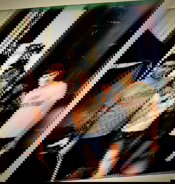 _femalien image ~ Altpins