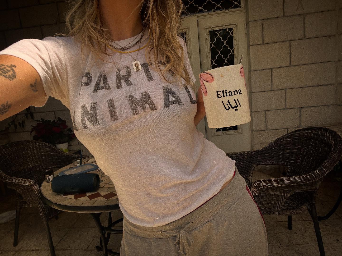 _femalien instagram image archive image