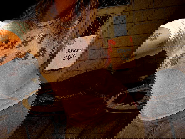 _femalien image ~ Altpins