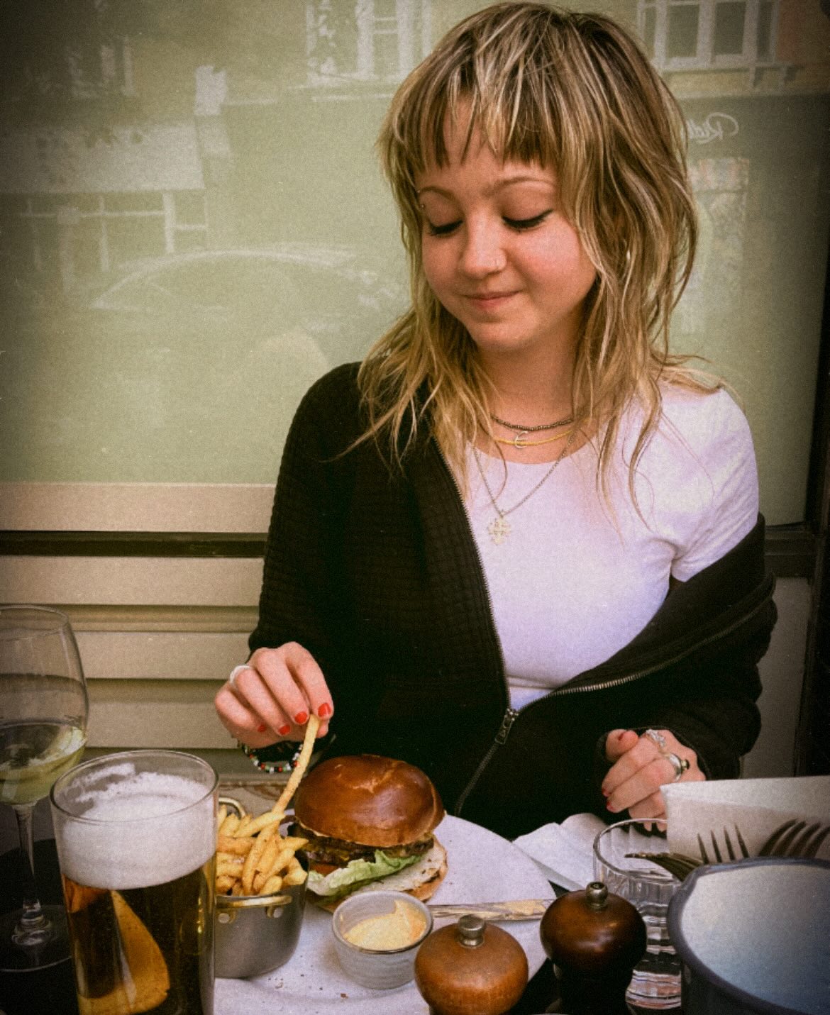 _femalien instagram image archive image