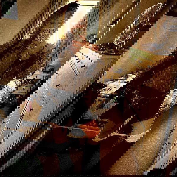 _femalien image ~ Altpins