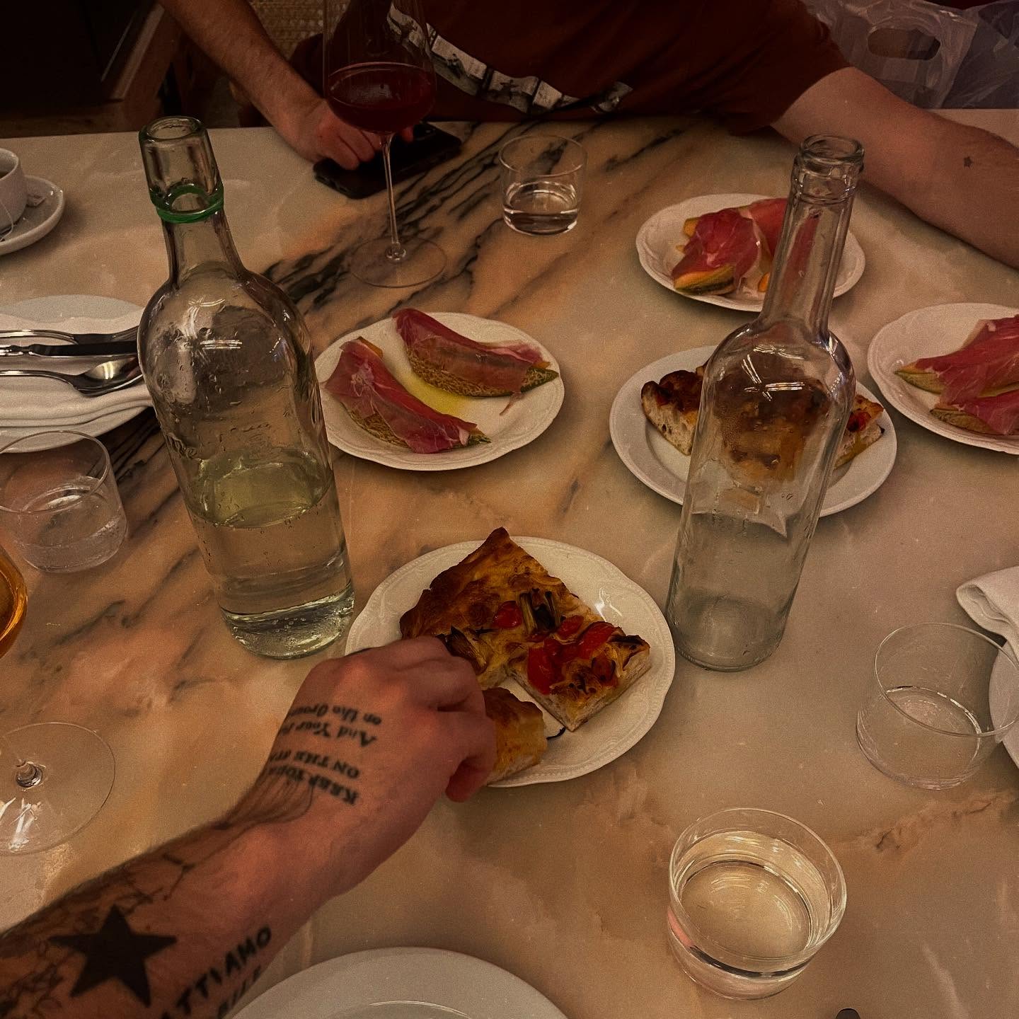 _femalien instagram image archive image