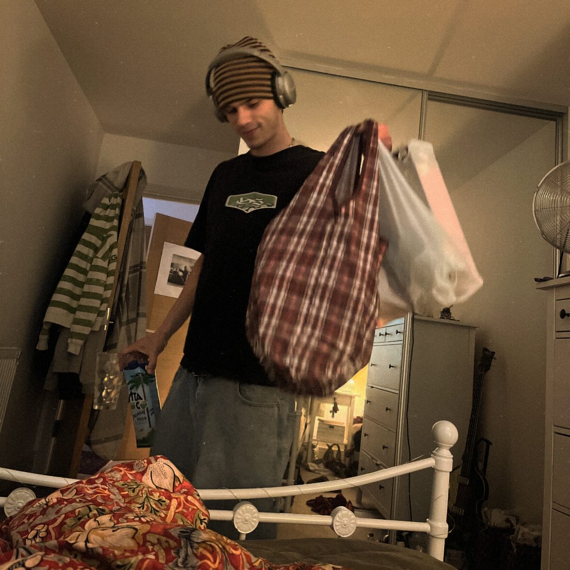 _femalien instagram image archive image